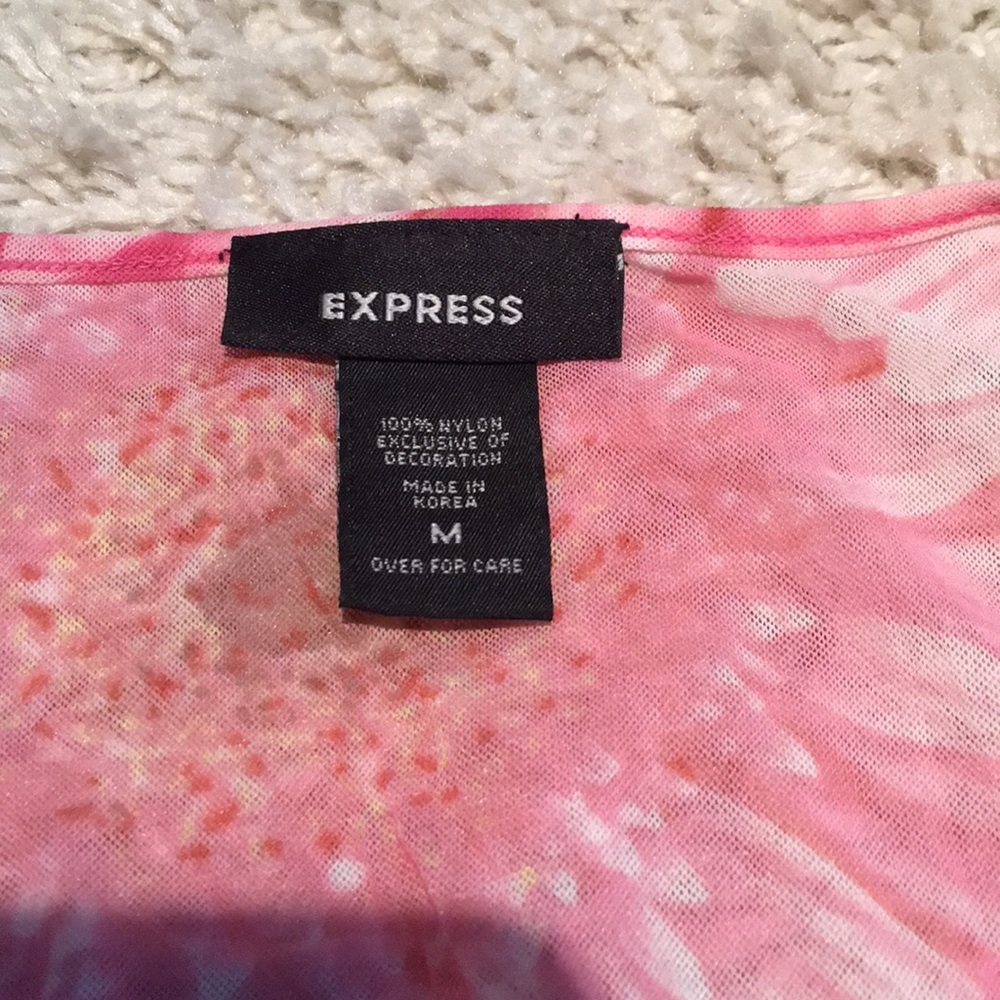Express top🌸 - Picture 3 of 5